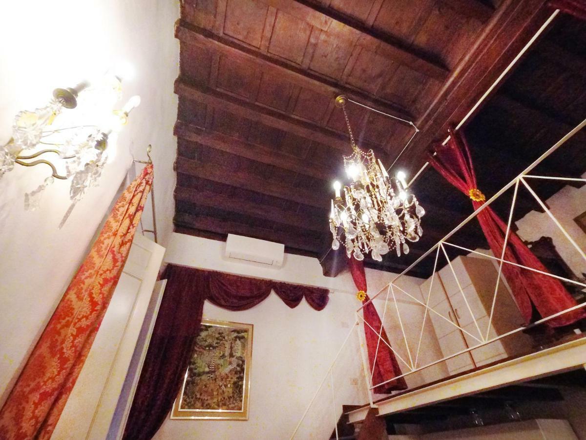 Florentine Style Central Apartments Флоренція Екстер'єр фото