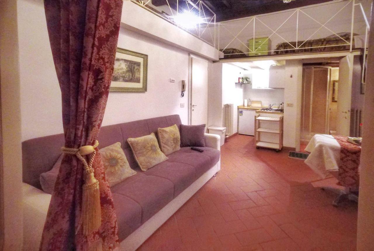 Florentine Style Central Apartments Флоренція Екстер'єр фото
