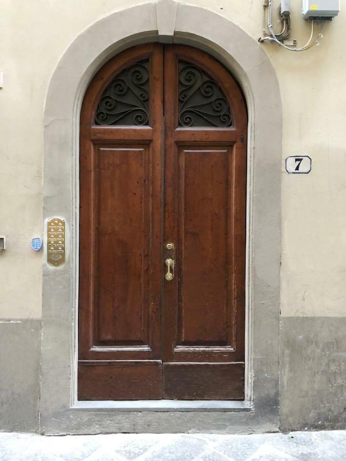 Florentine Style Central Apartments Флоренція Екстер'єр фото