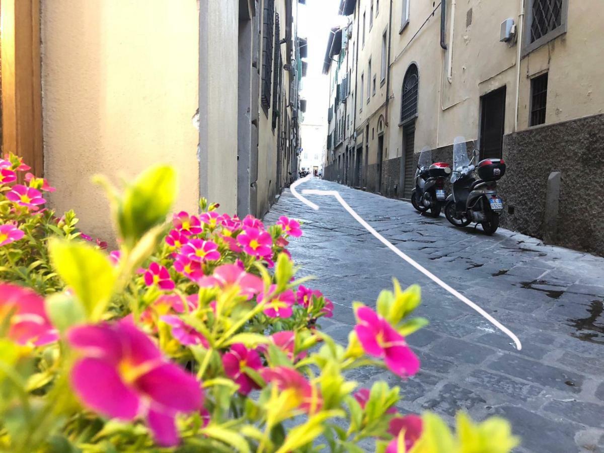 Florentine Style Central Apartments Флоренція Екстер'єр фото